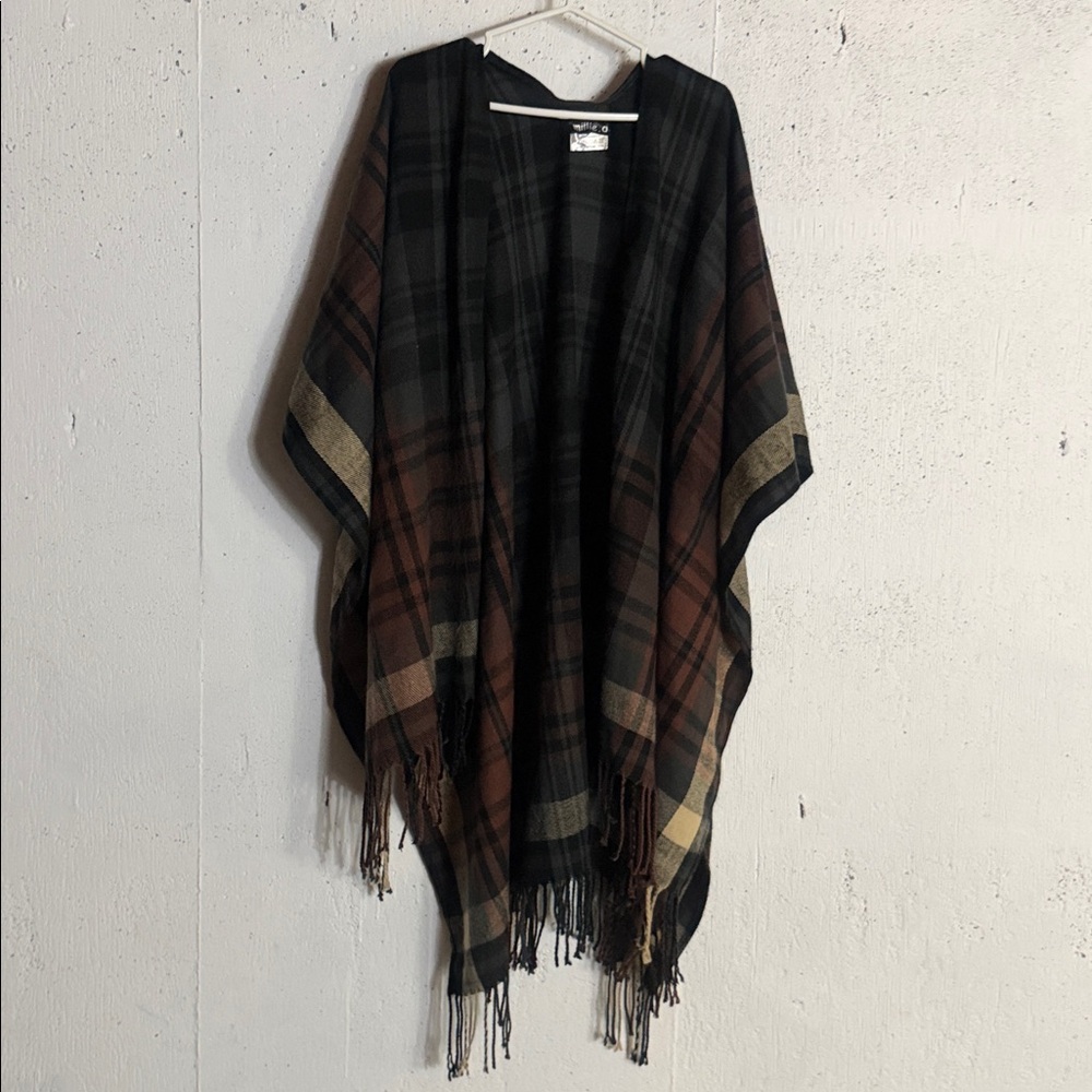 Plaid Fringe Kimono, fits M-L - Picture 5 of 8